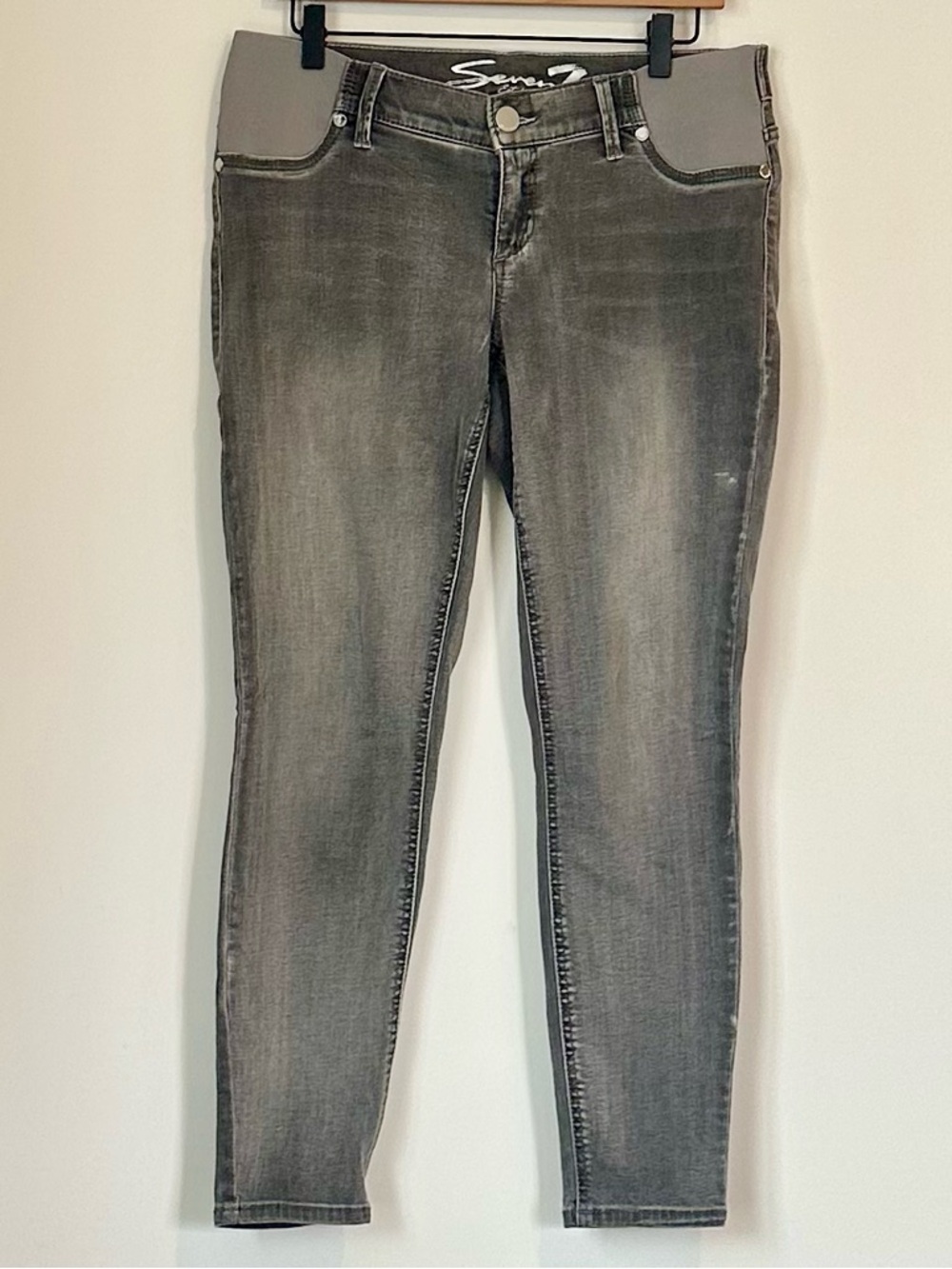 Seven7 Women's Gray Stretch Maternity Skinny Jeans - Size: 10